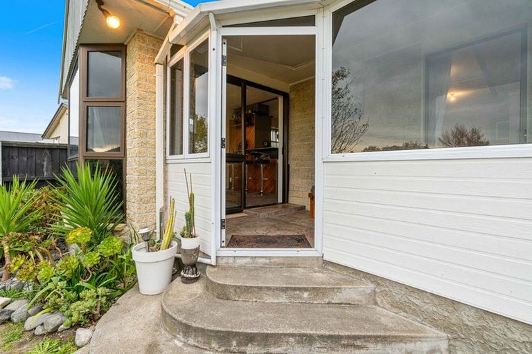 Photo of property in 40 Stanton Crescent, Hoon Hay, Christchurch, 8025