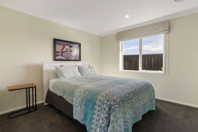 Photo of property in 107 Awataha Crescent, Pyes Pa, Tauranga, 3110