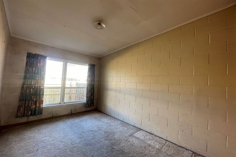 Photo of property in 3/7c Curletts Road, Sockburn, Christchurch, 8042