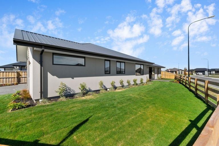 Photo of property in 2 Kotua Street, Woodend, 7610