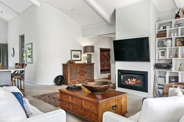 Photo of property in 27 The Circle, Nukuhau, Taupo, 3330