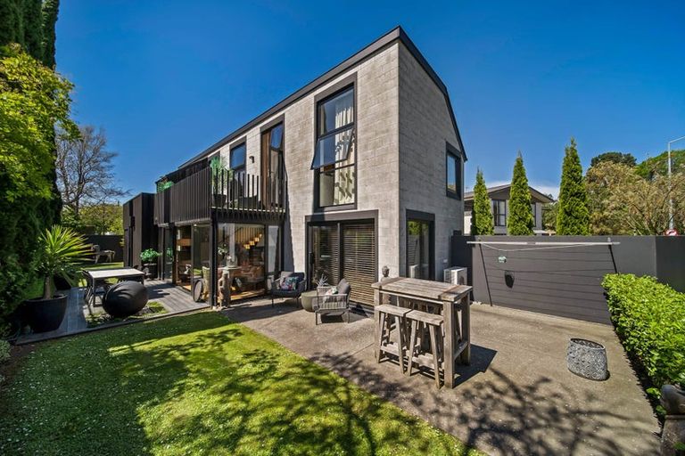 Photo of property in 10 Shrewsbury Street, Merivale, Christchurch, 8014