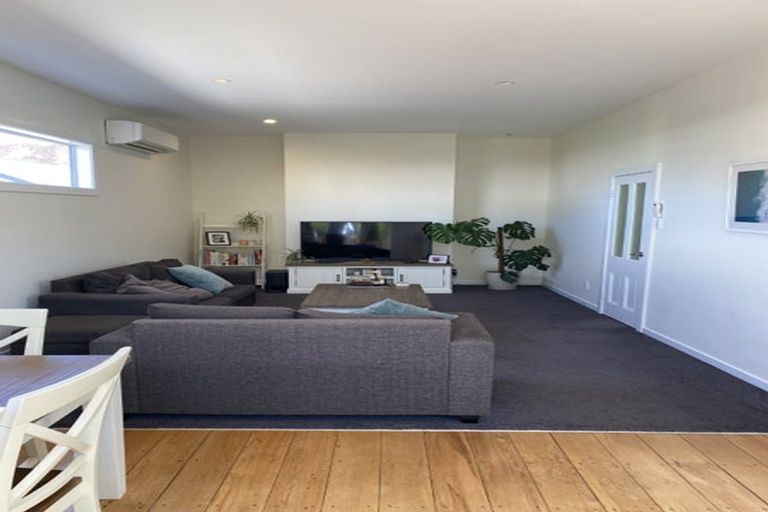 Photo of property in 2 Falcon Street, Roslyn, Dunedin, 9010