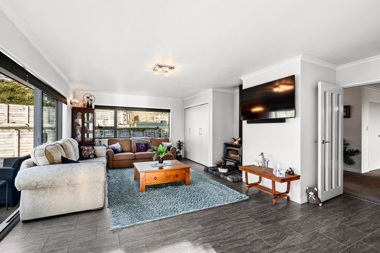 Photo of property in 169 King Road, Inglewood, 4386