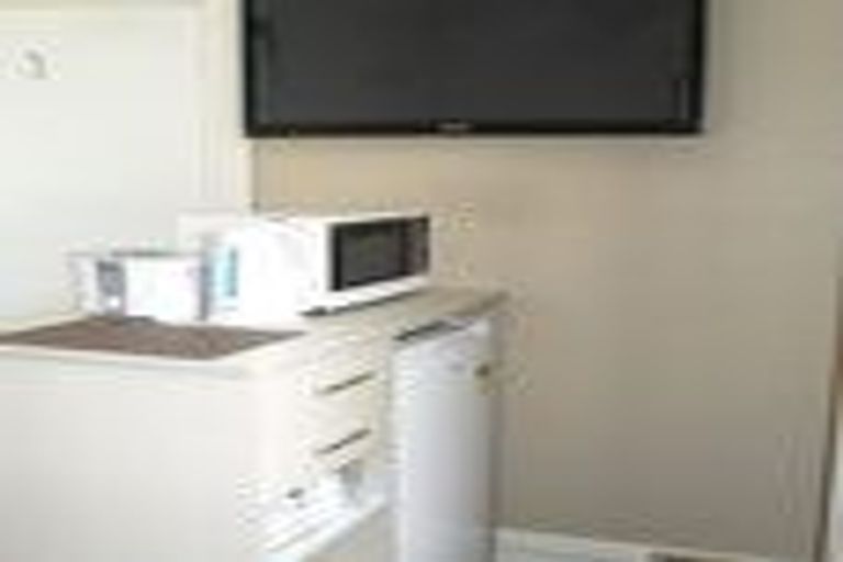 Photo of property in 54 Queen Street, North Dunedin, Dunedin, 9016