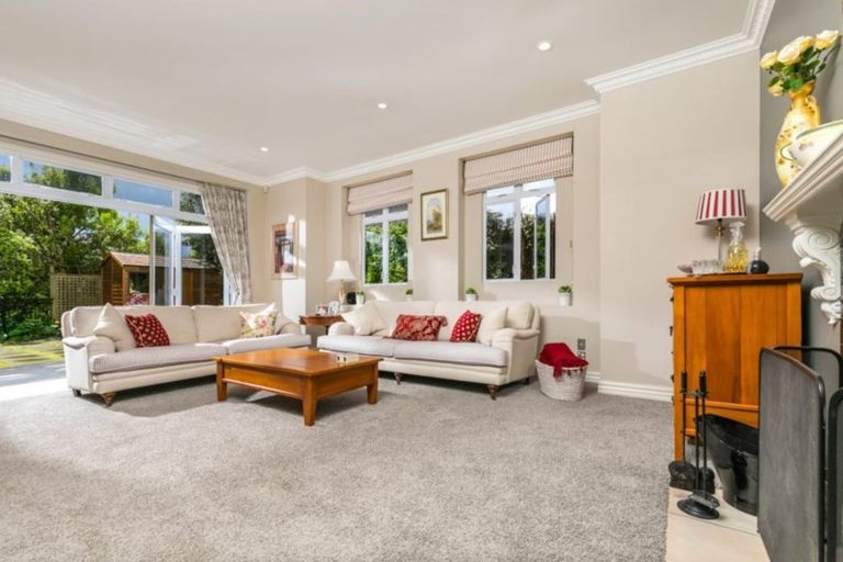 Photo of property in 12 Bushlands Park Drive, Albany, Auckland, 0632