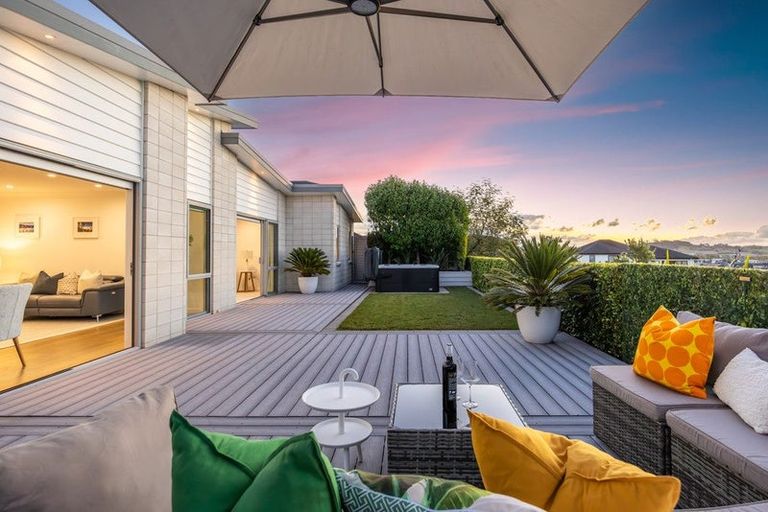 Photo of property in 67 Manuel Road, Silverdale, 0932