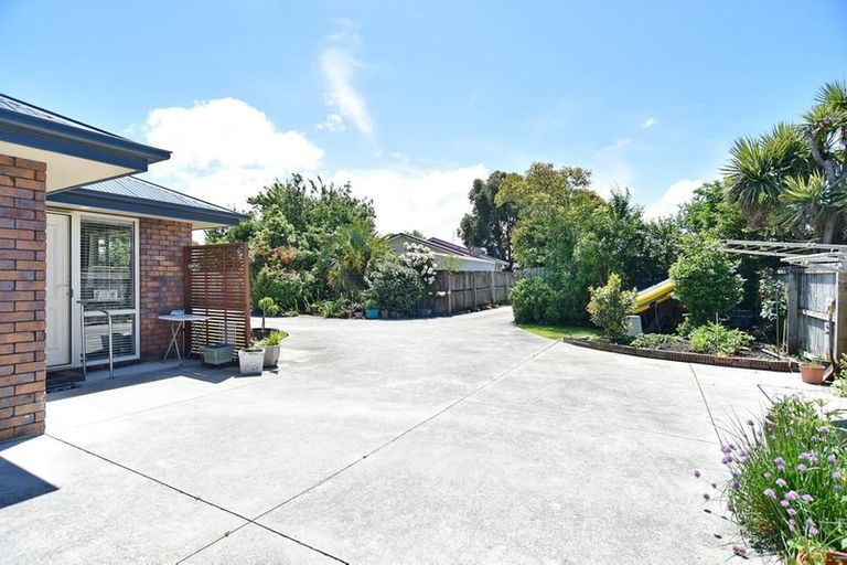 Photo of property in 12 Amberley Beach Road, Amberley, 7410