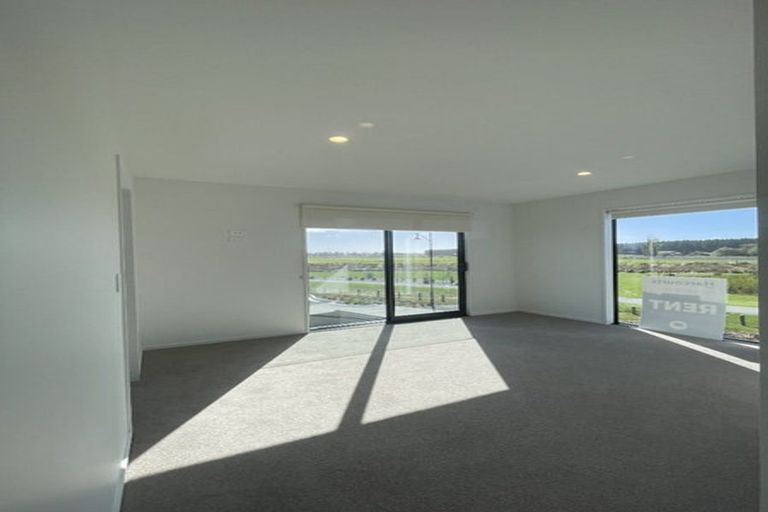 Photo of property in 21 Bristow Lane, Kaiapoi, 7630