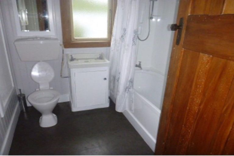 Photo of property in 9 Ashmore Avenue, Cobden, Greymouth, 7802