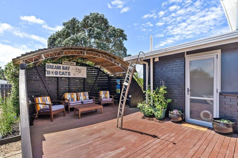 Photo of property in 4 Te Kamo Street, Ruakaka, 0116