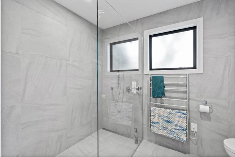 Photo of property in 497 Waikawa-curio Bay Road, Curio Bay, Tokanui, 9884