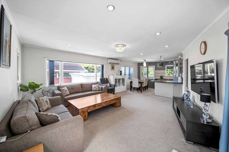 Photo of property in 1/48 Willis Road, Papakura, 2110
