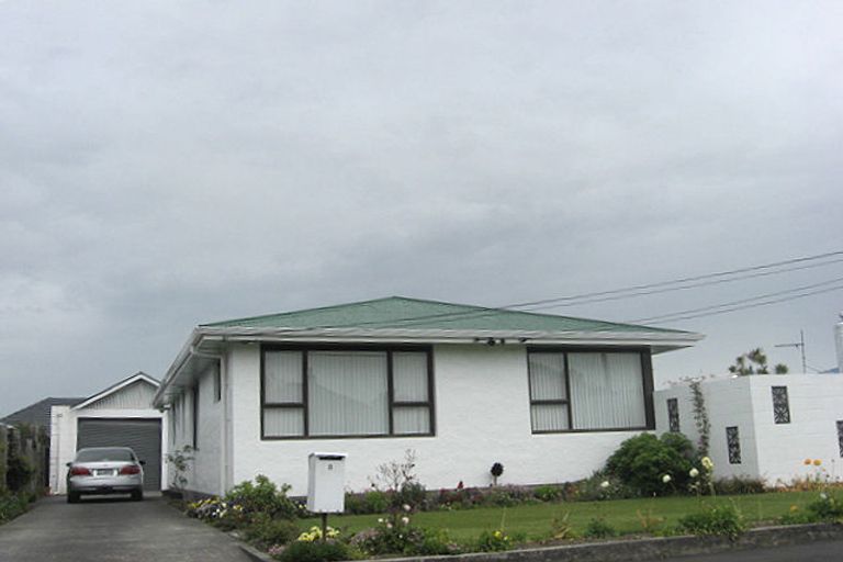 Photo of property in 8 Barclay Place, Burwood, Christchurch, 8061