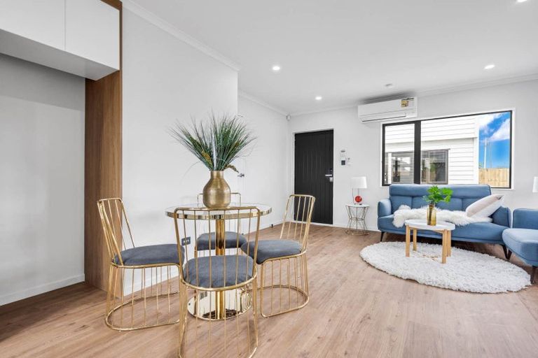 Photo of property in 2/177 Old Wairoa Road, Papakura, 2110