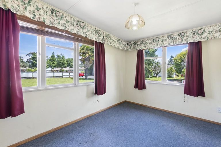 Photo of property in 30 Croall Crescent, St Andrews, Hamilton, 3200