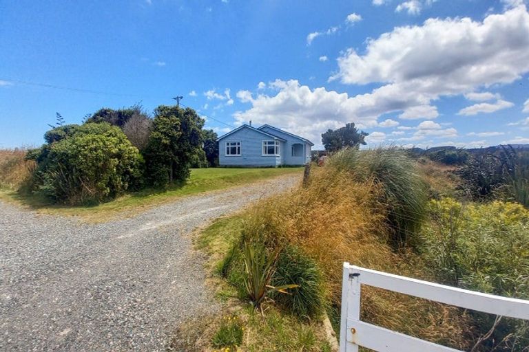 Photo of property in 858 Papatotara Road, Papatotara, Tuatapere, 9691