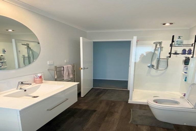 Photo of property in 5b Te Wharo Drive, Papamoa, 3118