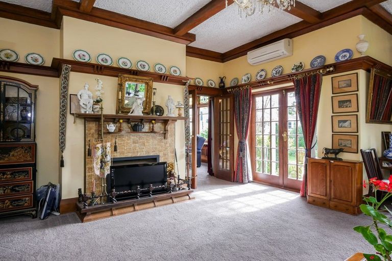 Photo of property in 22 Valpy Street, Saint Clair, Dunedin, 9012