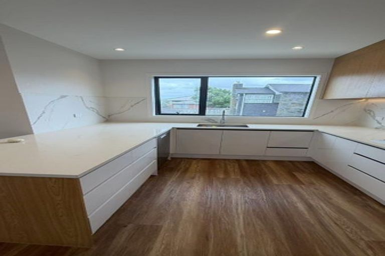 Photo of property in 39b Exminster Street, Blockhouse Bay, Auckland, 0600
