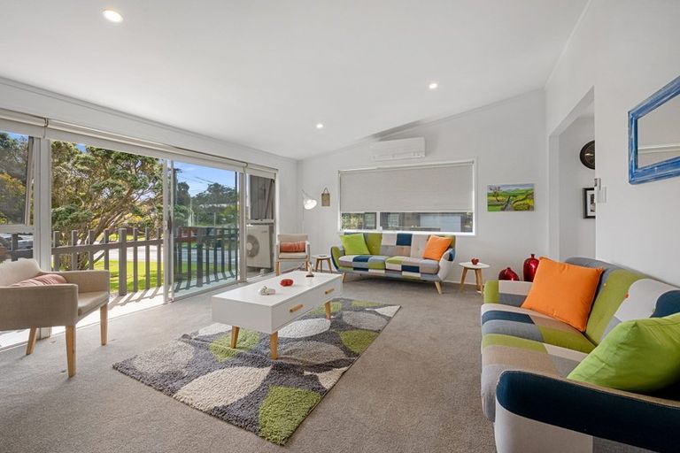 Photo of property in 3/15 Omana Road, Milford, Auckland, 0620