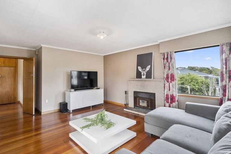 Photo of property in 74 Smart Road, Glen Avon, New Plymouth, 4312