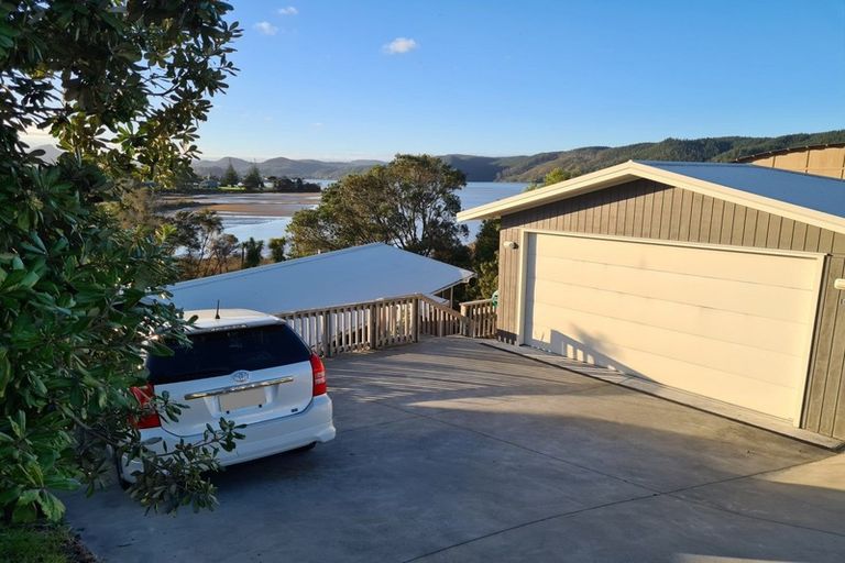 Photo of property in 106 Tukere Drive, Whangamata, 3620