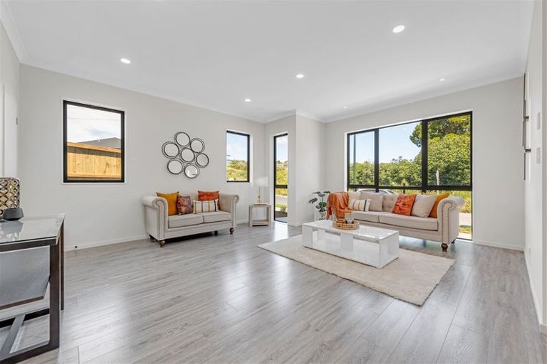 Photo of property in 73 Koromeke Street, Flat Bush, Auckland, 2019