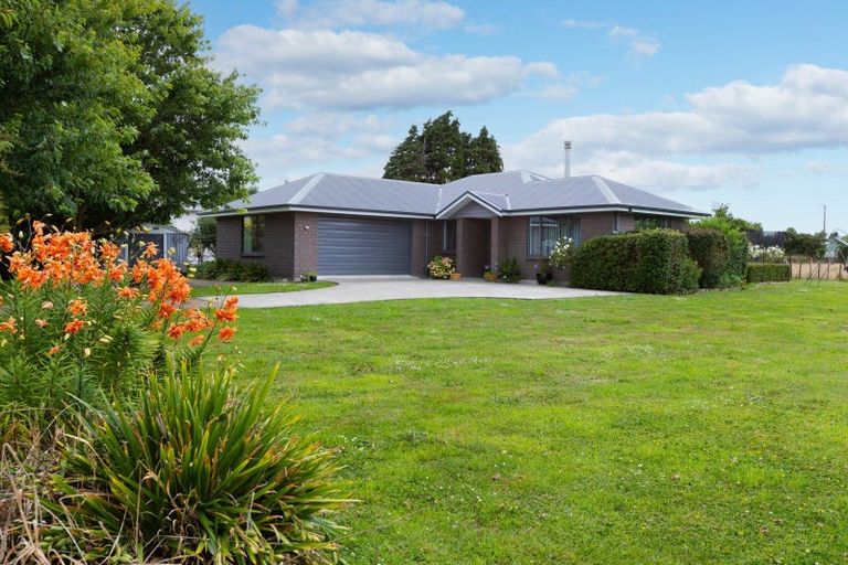 Photo of property in 8 Gordon Street, Woodville, 4920