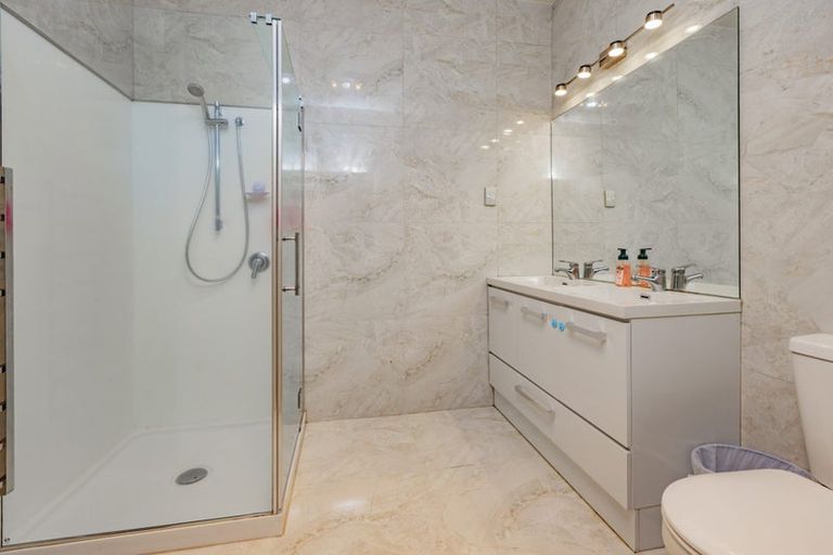 Photo of property in 117 Parkhaven Drive, Rosehill, Papakura, 2113