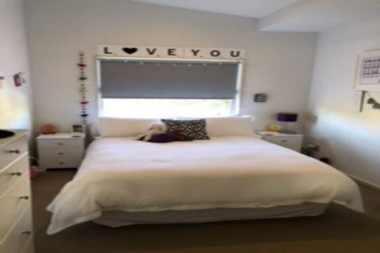 Photo of property in 20/40 Scarlet Oak Drive, Schnapper Rock, Auckland, 0632