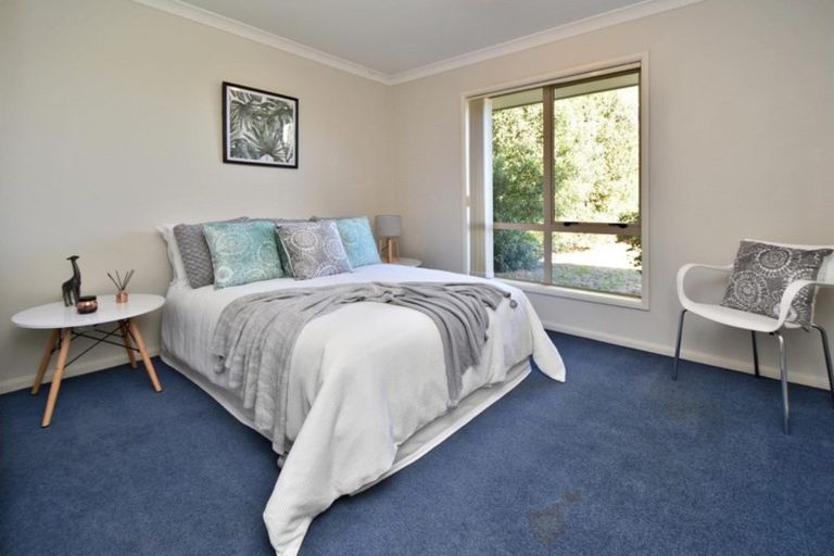 Photo of property in 29 Linkwater Way, Parklands, Christchurch, 8083