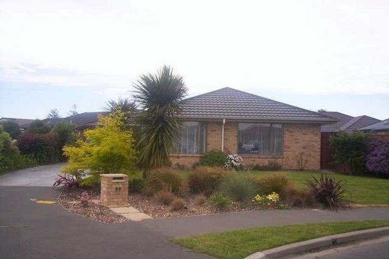 Photo of property in 28 Dufek Crescent, Wigram, Christchurch, 8042