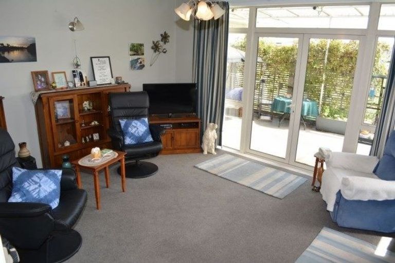 Photo of property in 25 Sneyd Street, Kaiapoi, 7630