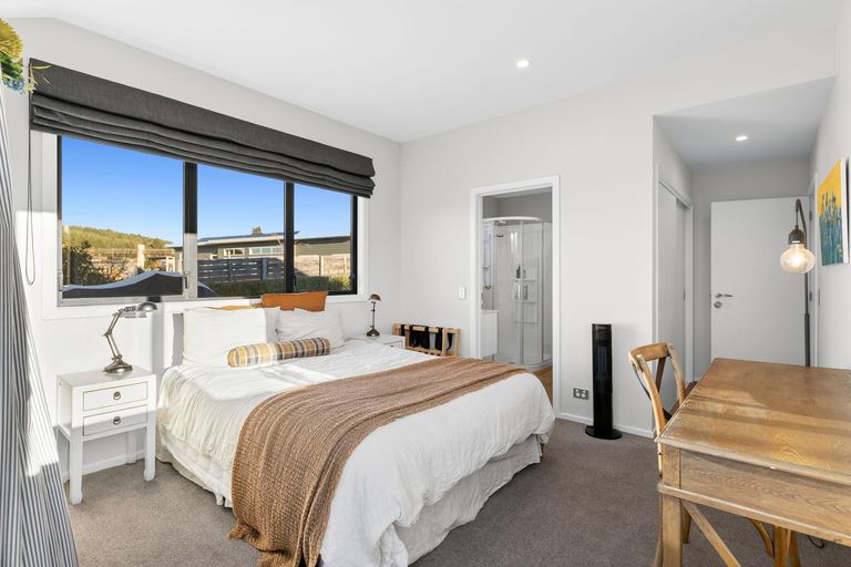 Photo of property in 47 Minaret Ridge, Wanaka, 9305