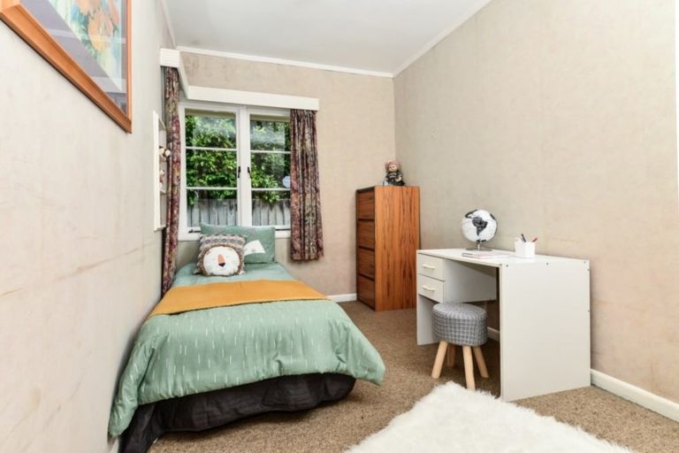 Photo of property in 35 Carey Street, Maeroa, Hamilton, 3200