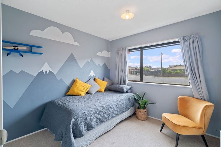 Photo of property in 1/44 Wilson Street, Islington, Christchurch, 8042