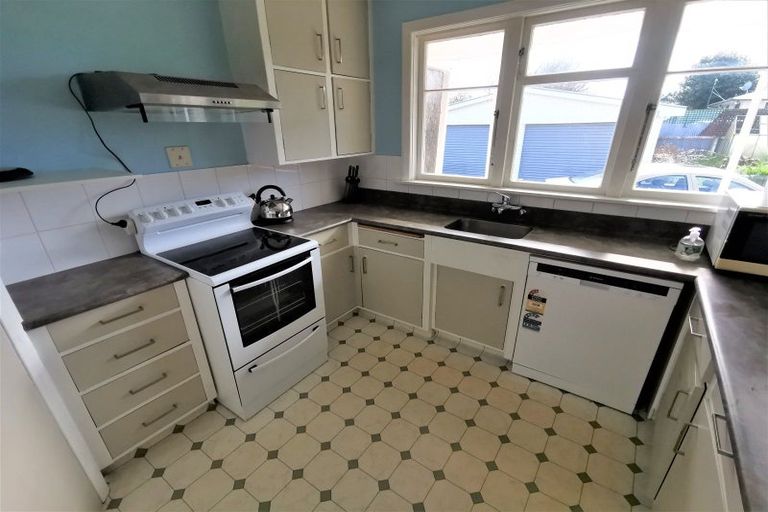 Photo of property in 18 Ransom Street, Dannevirke, 4930