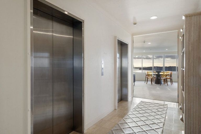 Photo of property in Shangri La Apartments, 10/97 Jervois Road, Herne Bay, Auckland, 1011