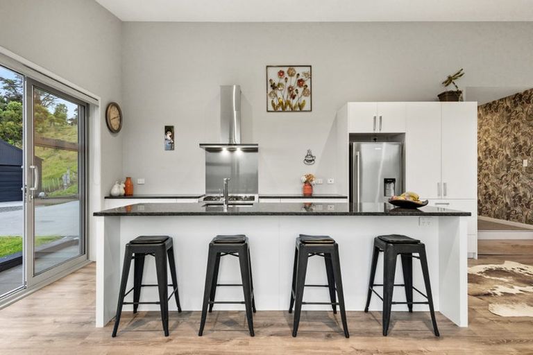 Photo of property in 175 Alpine Road, Kaukapakapa, 0873