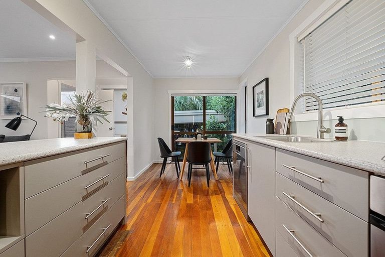 Photo of property in 23 Tripoli Road, Panmure, Auckland, 1072