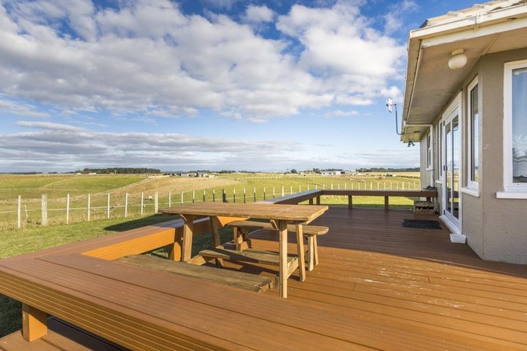 Photo of property in 106 Cemetery Road, Sanson, Palmerston North, 4479