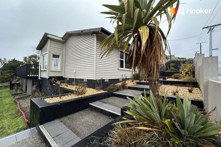 Photo of property in 7 Springdon Avenue, Sawyers Bay, Port Chalmers, 9023