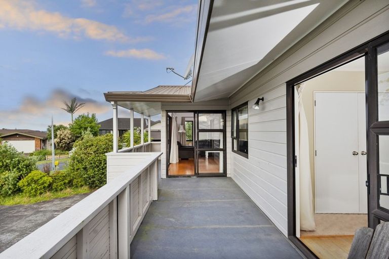 Photo of property in 18 Margaret Drive, Omokoroa, 3114