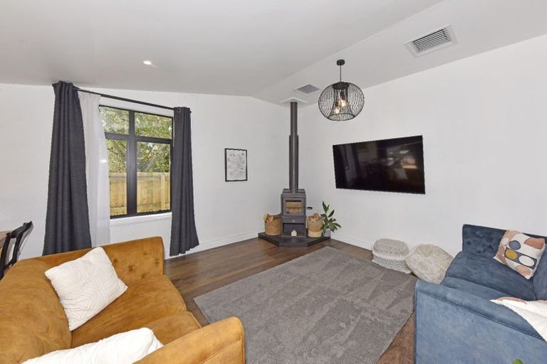 Photo of property in 208 Springfield Road, St Albans, Christchurch, 8014
