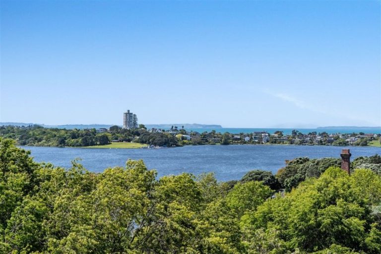 Photo of property in 402/28 Killarney Street, Takapuna, Auckland, 0622