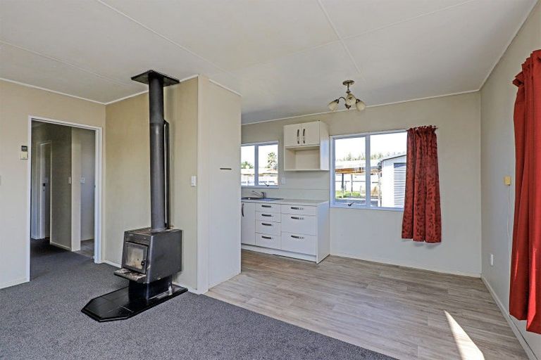 Photo of property in 347 Flaxmere Avenue, Flaxmere, Hastings, 4120