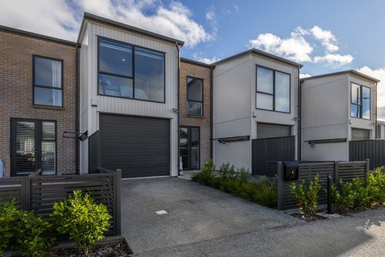 Photo of property in 6 Tokitoki Way, Kenepuru, Porirua, 5022