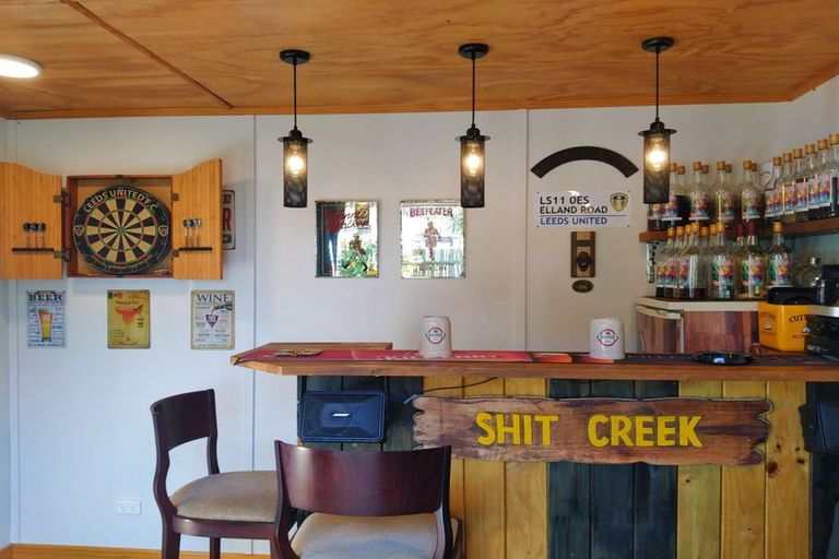 Photo of property in 35 Marsden Point Road, Ruakaka, 0116