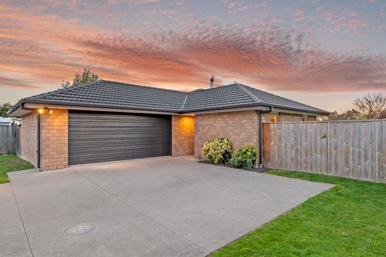 Photo of property in 24 Wellington Street, Ashley, Rangiora, 7477